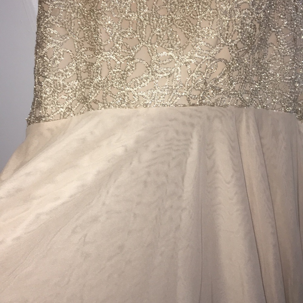 Dress - Picture 3 of 7
